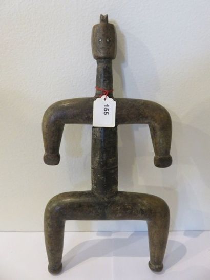 POUPÉE Namji.
Bois, cuir, yeux incrustés...