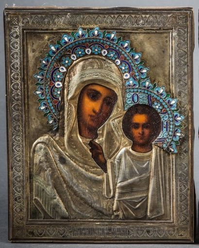 ICÔNE: LA MÈRE DE DIEU DE KAZAN.
Riza en...