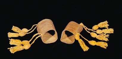 Deux brassards de danse Région du Xingu,...
