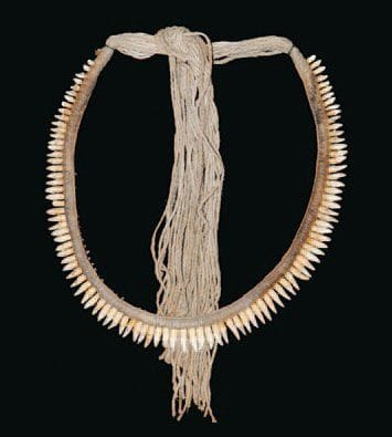 Collier Indiens Kayapó-Mekrãgnoti, Rio Iriri,...