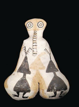 Statuette de fécondité Céramique beige clair....