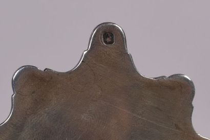 Légumier à oreilles, couvert, en argent à...