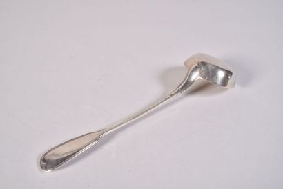 Louche en argent, modèle filets et contours....