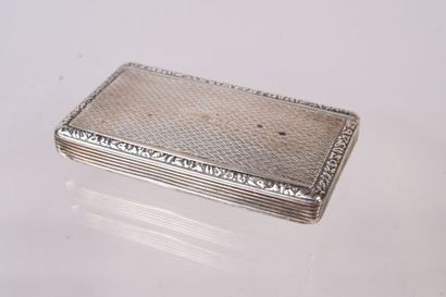 Boite à tabac en argent guilloché. Poinçon...