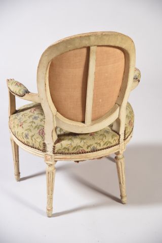 Fauteuil médaillon d'époque Louis XVI en...