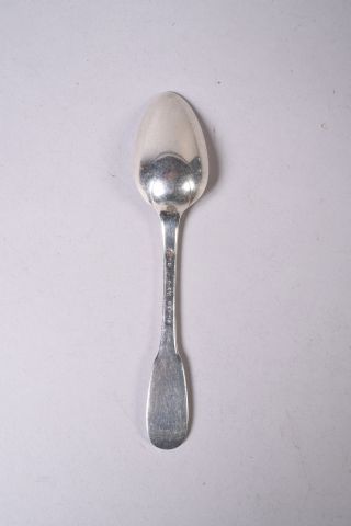 Cuillère à café en argent XVIIIe, modèle...