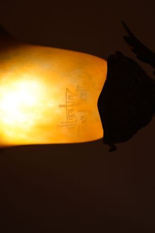 MULLER Frères à Lunéville. Paire de lampes...