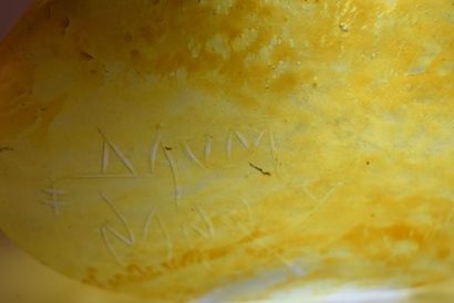 DAUM NANCY. Vase oblong à panse aplatie en...