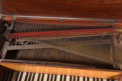 ERARD Piano forte. Caisse carrée en acajou...