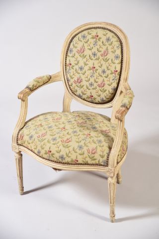 Fauteuil médaillon d'époque Louis XVI en...