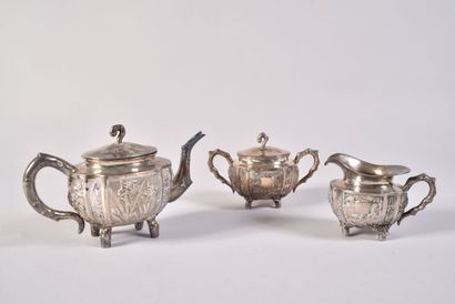 Ensemble de trois pièces en argent comprenant...