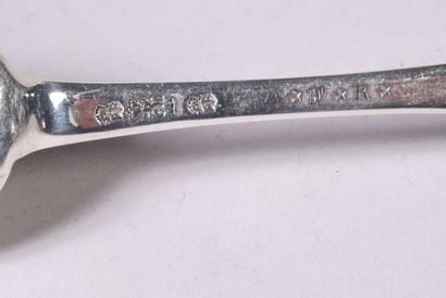 Cuillère de table en argent, modèle uniplat,...