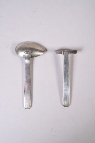 Couvert à bouillie en argent, modèle à filet,...
