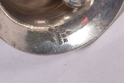 Clochette de table en argent. Birmingham...