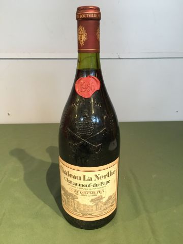 Magnum Châteauneuf du Pape Château la Nerthe...