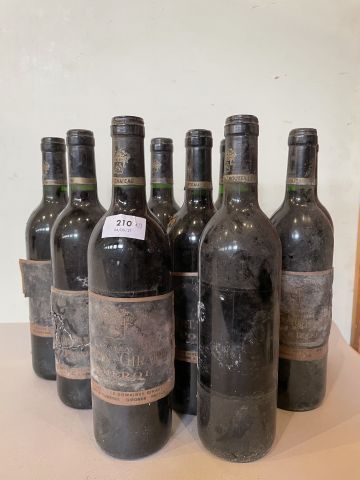 9 bouteilles Château Certan Giraud 1990 Pomerol,...
