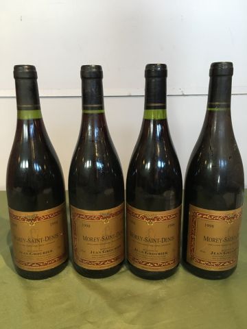 4 bouteilles Morey Saint Denis 1998 Jean...