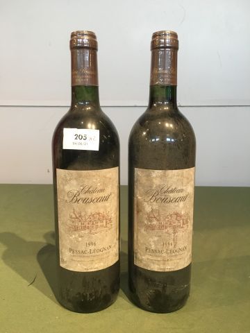 2 bouteilles Château Bouscaut 1996 Pessac...