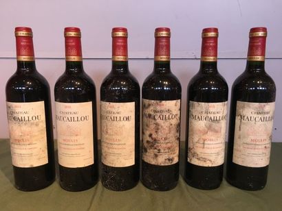 6 bouteilles Château Maucaillou 2015 Moulis,...