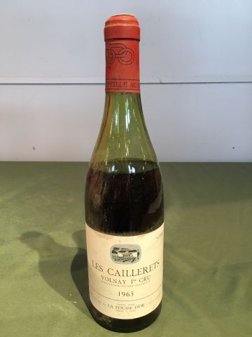 1 bouteille Volnay Caillerets 1965 Domaine...