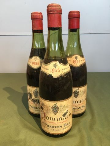 3 bouteilles Pommard 1955 Charton Fils, niveaux...