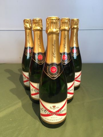 6 bouteilles Champagne De Castellane Bru...