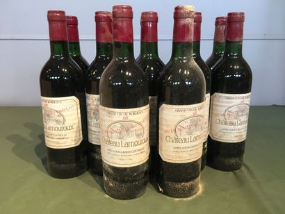 12 bouteilles Château Lamouroux 1985 Graves,...