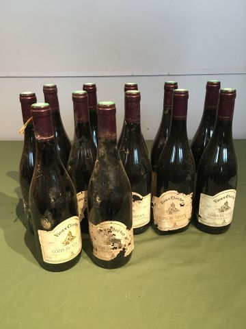 12 bouteilles Ventoux Vieux Clocher 2003...