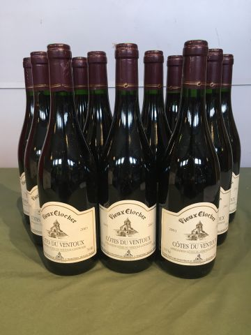 12 bouteilles Ventoux Vieux Clocher 2003...