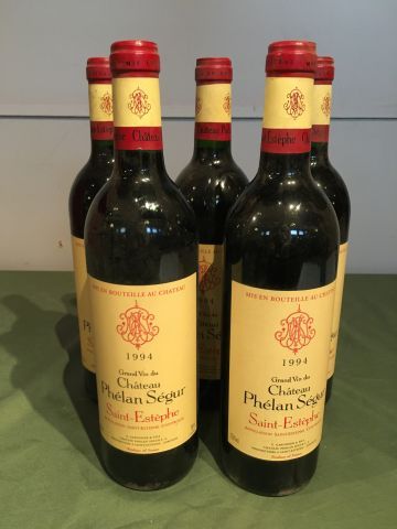 5 bouteilles Château Phélan Ségur 1994 Saint...