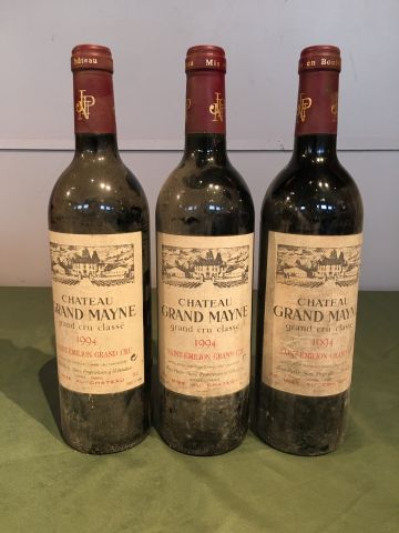 3 bouteilles Château Grand Mayne 1994 Saint...