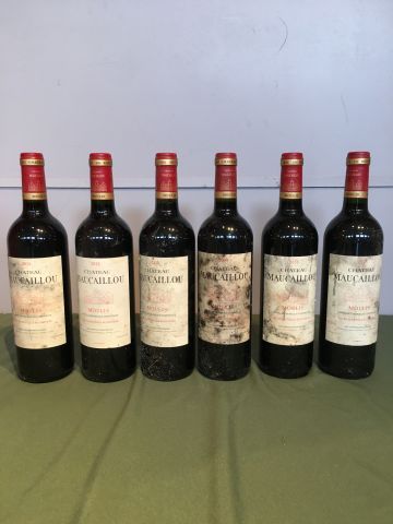 6 bouteilles Château Maucaillou 2015 Moulis,...