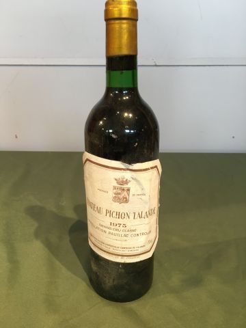 1 bouteille Château Pichon Lalande 1975 Pauillac,...