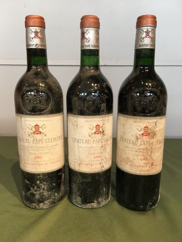 3 bouteilles Château Pape Clément 1993 Pessac...