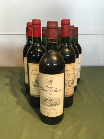 7 bouteilles (en l'état): Château Pichon...