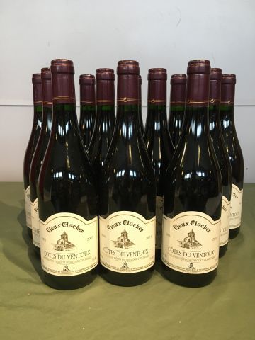 12 bouteilles Ventoux Vieux Clocher 2003...