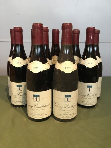 11 bouteilles Volnay Taillepieds 1990 Bitouzet...