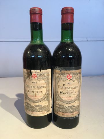 2 bouteilles Château Gazin 1965 Pomerol,...