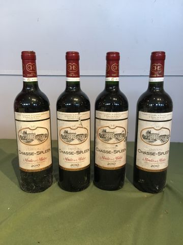4 bouteilles Château Chasse Spleen 2010 Moulis,...