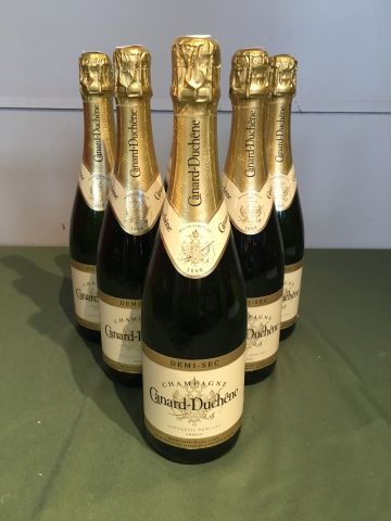 6 bouteilles Champagne Canard Duchêne demi...