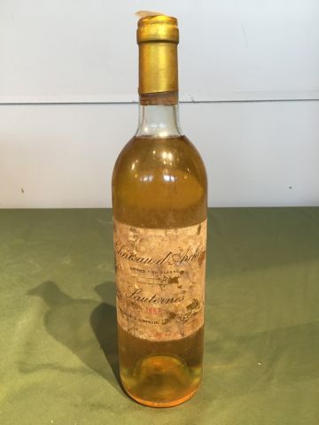 1 bouteille Château d'Arche 1982 Sauternes,...