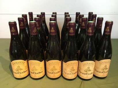 24 bouteilles Cairanne Vieux Clocher 2001...