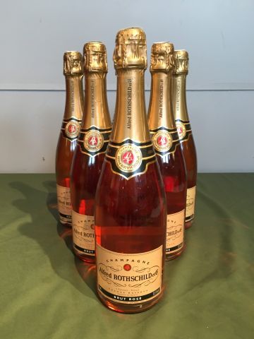 6 bouteilles Champagne Alfred Rothschild...