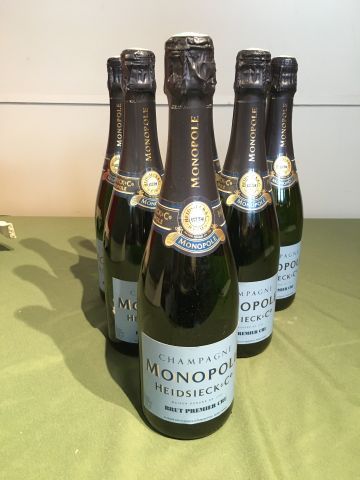 6 bouteilles Champagne Heidsieck Co Monopole...