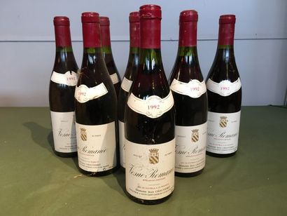 9 bouteilles Vosne Romanée 1992 Domaine Jean...