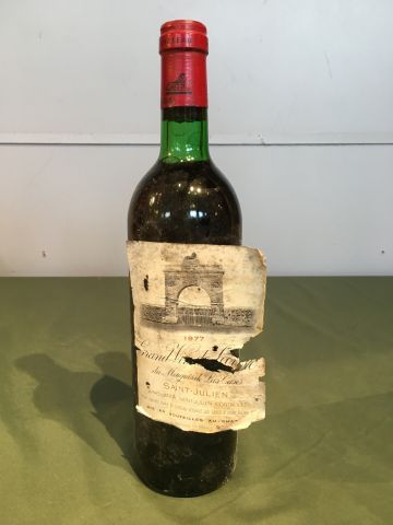 1 bouteille Château Léoville Las Cases 1977...