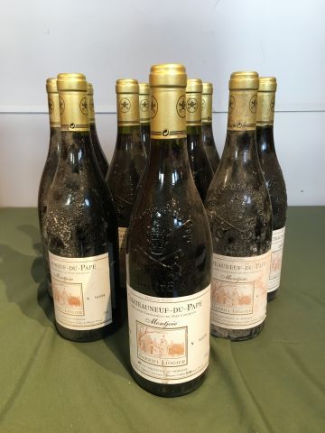 12 bouteilles Châteauneuf du Pape Montjoie...