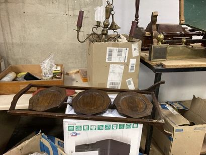 (SUITE PHOTOS LOT 2) STOCK D'UN BROCANTEUR...