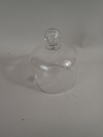 Cloche à fromage en verre de forme circulaire,...