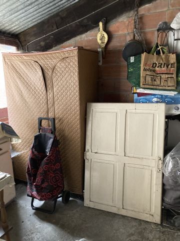 (SUITE PHOTOS LOT 1) ENTIER MOBILIER D'UNE...
